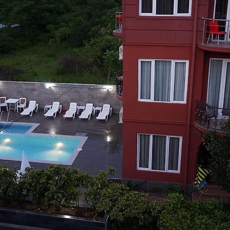 גוניו Gold Guest House מראה חיצוני תמונה