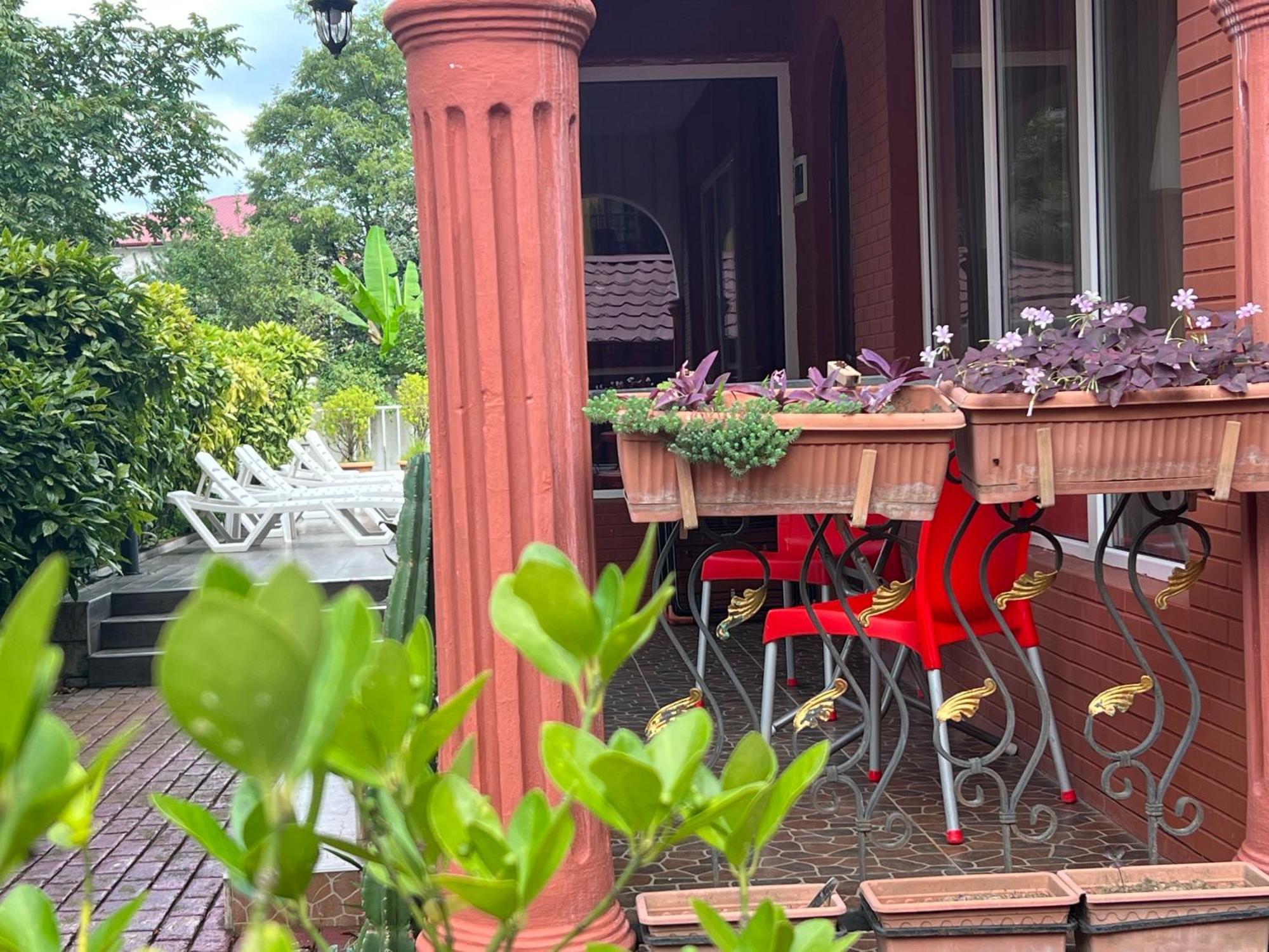 גוניו Gold Guest House מראה חיצוני תמונה